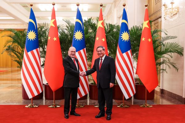 Yang di-Pertuan Agong Terima Menghadap Perdana Menteri Li Qiang Di Beijing