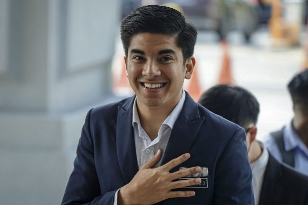 Hukuman penjara 7 tahun, 2 sebatan dan denda RM10 juta terhada Syed Saddiq munasabah